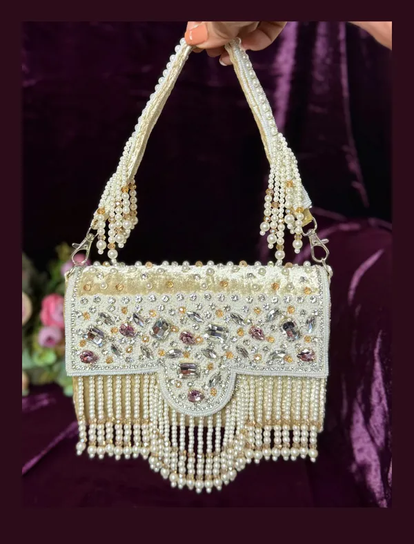 Pearl_Grace_Embellished_Tassel_Clutch